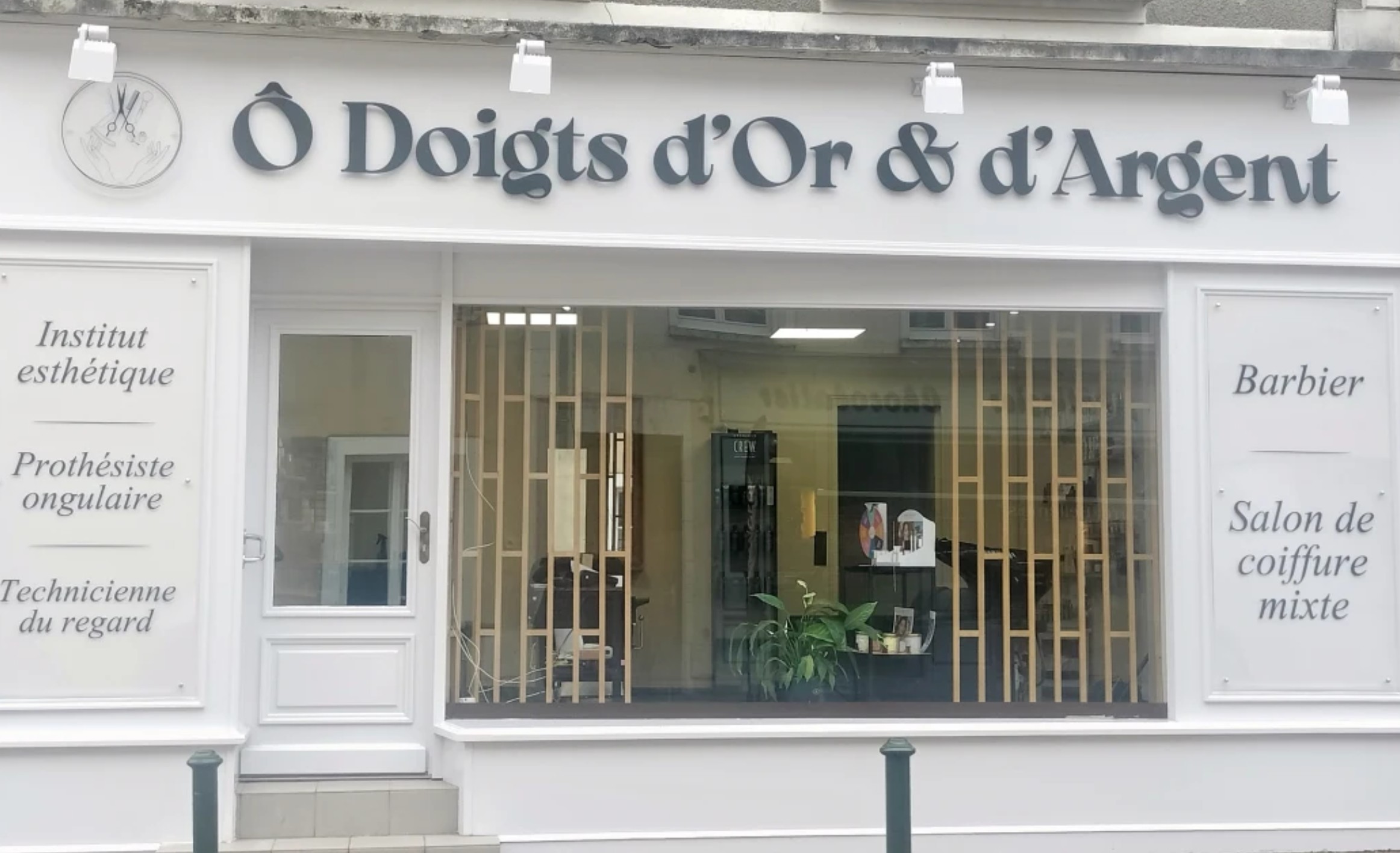 O doigt d'Or et d'Argent